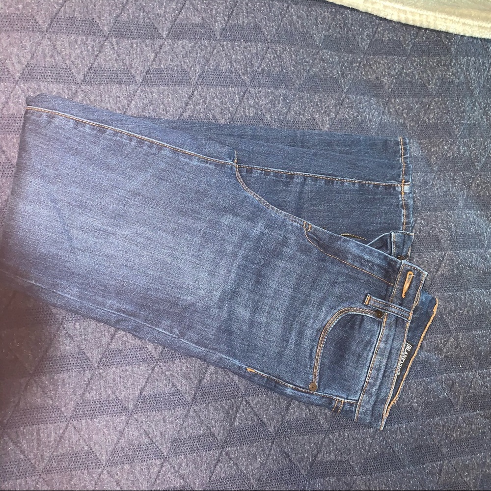Size 28 skinny jean